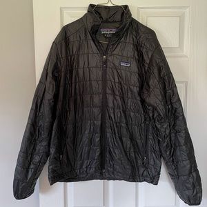 Barely used Patagonia puffer jacket.